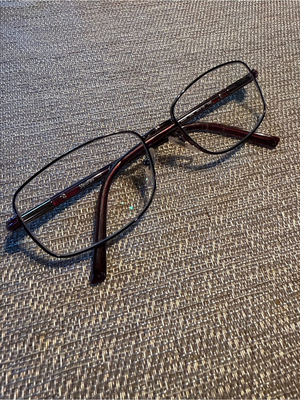 Steroflex Rectangular Metal Frame Glasses in Dark Red/Black